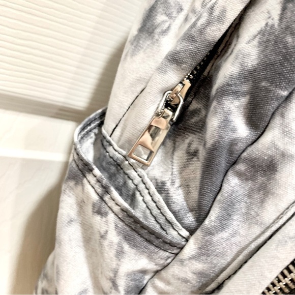 UO Black White Marble Tie-Dye Slouchy Backpack main image 8